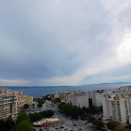 With Wifi - 13305 Split