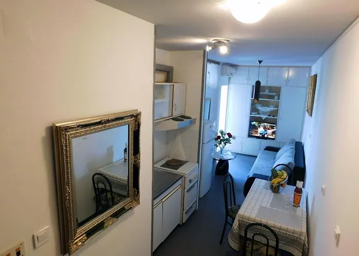 With Wifi - 13305 Lägenhet *