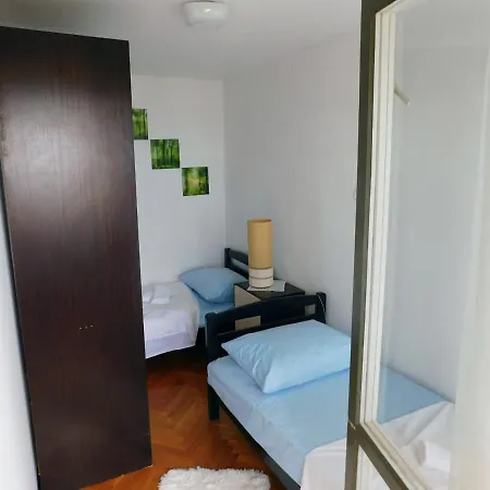 With Wifi - 13305 Apartment